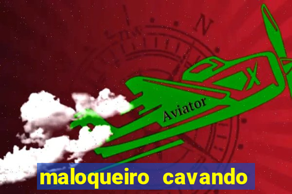 maloqueiro cavando cova censurado